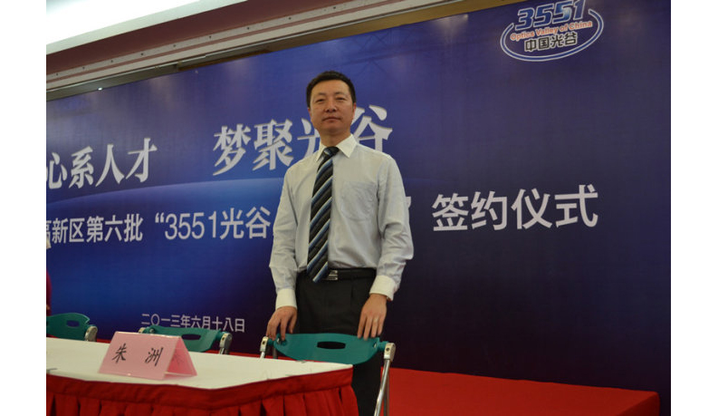 001HpOU1gy6Ual308ln5d&690.jpg