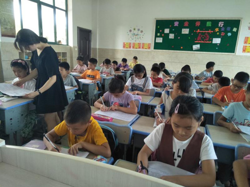 小学图片.jpg+1.jpg