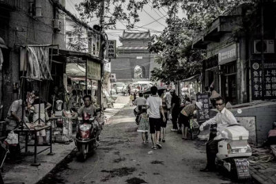 汉正街的人流.jpg