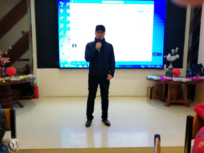 小伙介绍.jpg