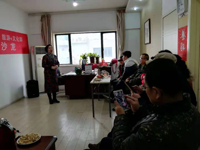 林红表演.jpg