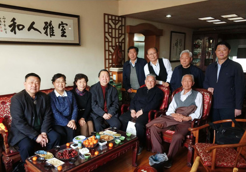 jpg恳谈会留影.jpg