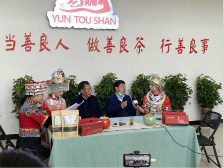 直播现场.jpg