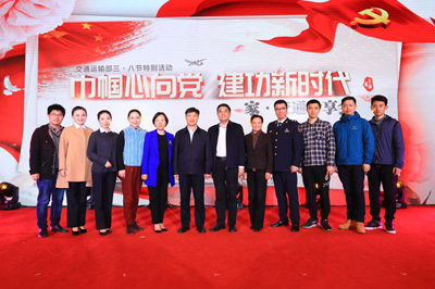 合影.jpg
