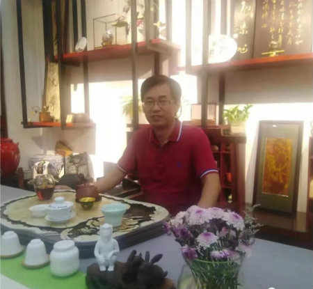 周海平+.jpg