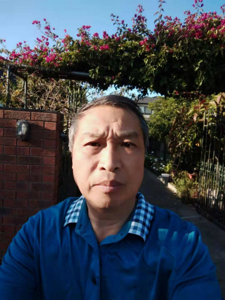 袁近照.jpg