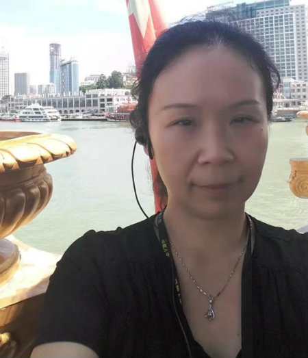 李红近照+.jpg