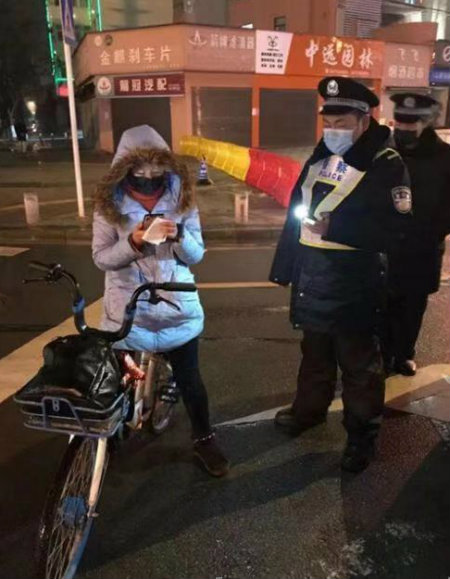 英雄武+.jpg